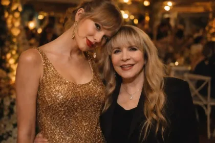 Taylor Swift Stuns In Gold Dress At Este Haims New Years Eve Wedding